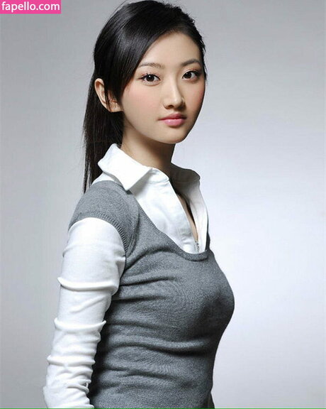Jing Tian beautiful model image
