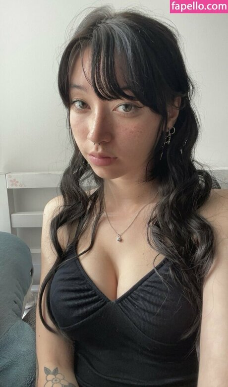 kaerisake model exclusive pictures