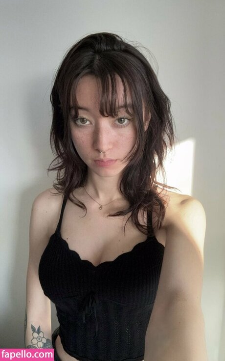 kaerisake exclusive pornstar pics