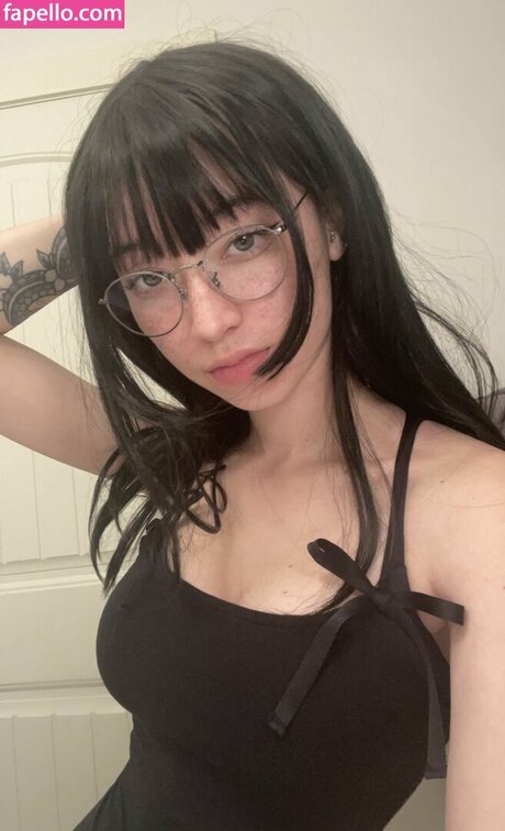 kaerisake modelo hermosa imágenes