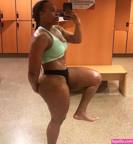 iamcassfit xxx model img