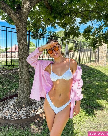 Katie Thompson star du porno nue archive