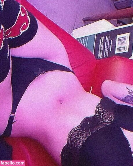 lucii p__ nude star image