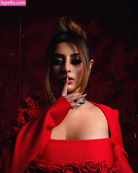 Avneet Kaur estrella del sexo fotos