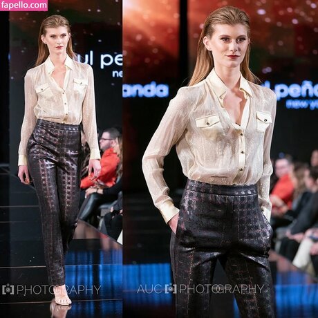 Brianna Duffield estrella porno en alta definición imágenes