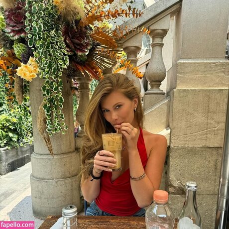 Brianna Duffield modelo foto