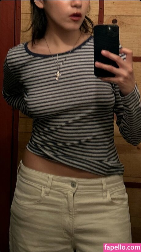 Om4ly modèle chaud galeries