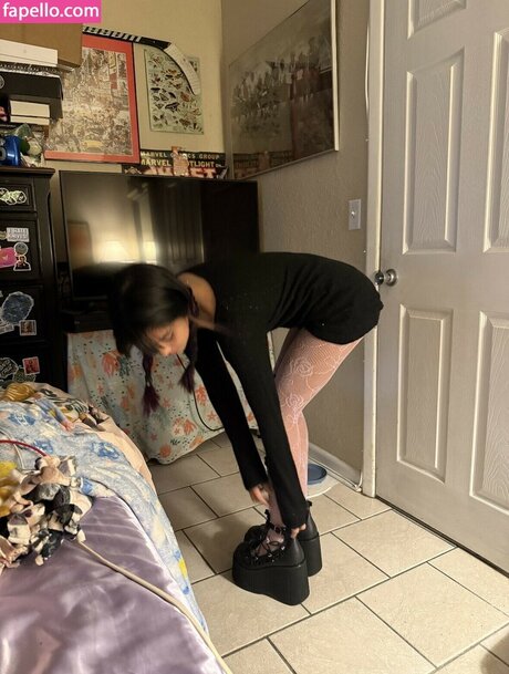 Angelina Fishtank modèle joli photos