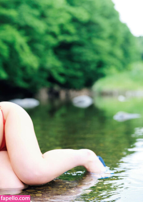 Himeno Hinano estrella porno de alta calidad imágenes