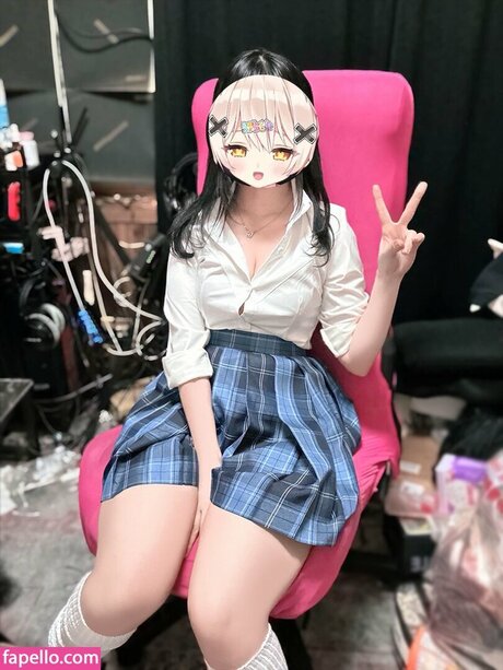 Beamoriyurumo estrella desnuda fotos