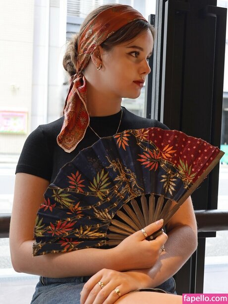 Isabella Ardley belle actrice galerie