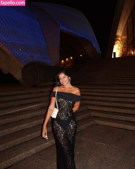 Meghna Kaur modèle pornographique photo