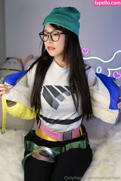 Meriol Chan estrella sexy archivo