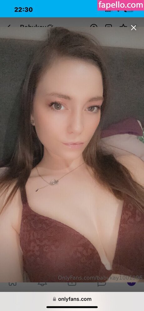 Keely Hadley estrella superior imagen