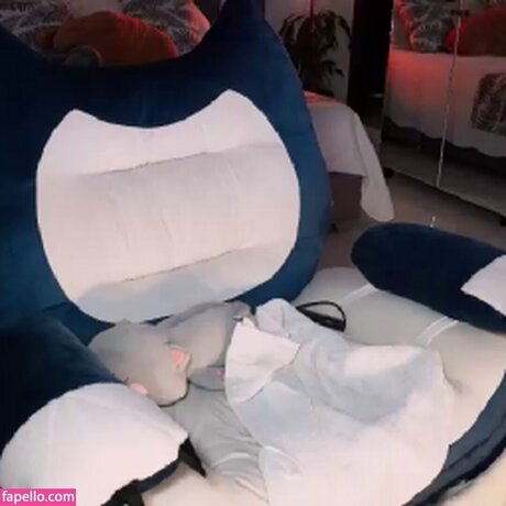 KateOwens modelo caliente fotos