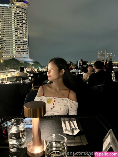 ThaiAndFrench bonita estrella galerías