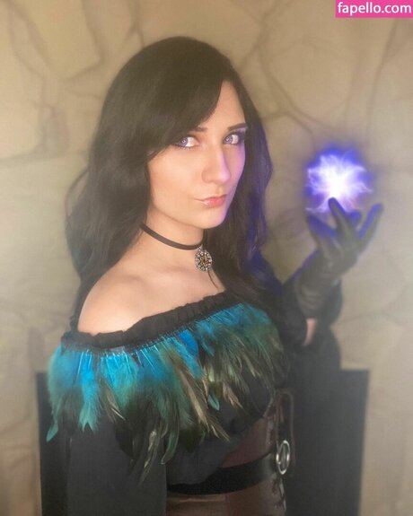 Brizzy Voices modelo desnudos imagen