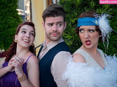 Brizzy Voices estrella del arte galería