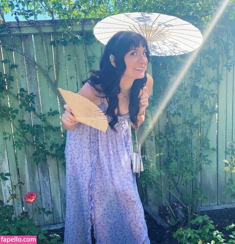 Brizzy Voices modèle sexy image