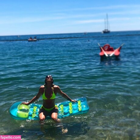 Christina Hammer bonita estrella porno foto