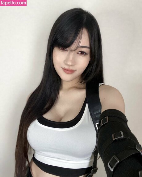 Timuko modelo erótico imágenes