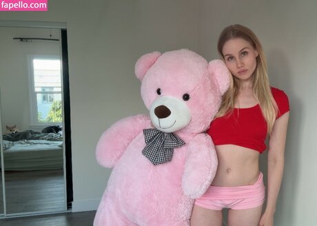 Colette Cherry modelo sexy imágenes