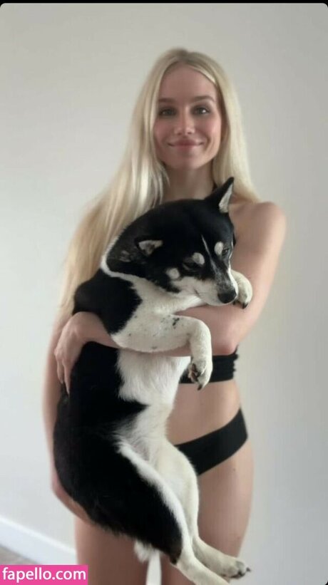 Colette Cherry modelo de alta definición imagen