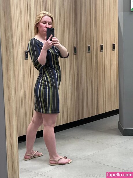 Brie cattii actriz atractiva archivo