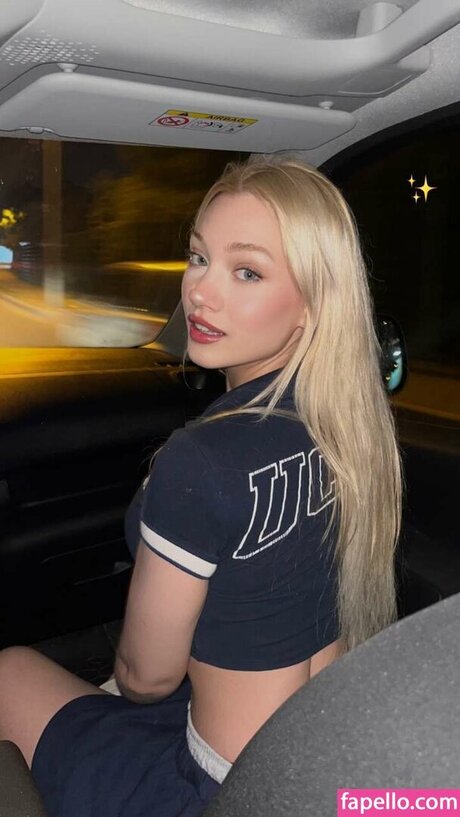 Duygu German estrella porno erótica imágenes