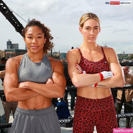 Alycia Baumgardner actriz desnuda fotos