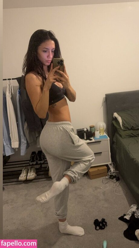 Elisha Walbyoff actriz adulta fotos