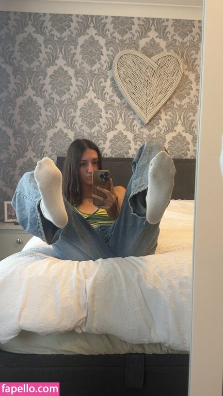 Elisha Walbyoff étoile sexy des photos