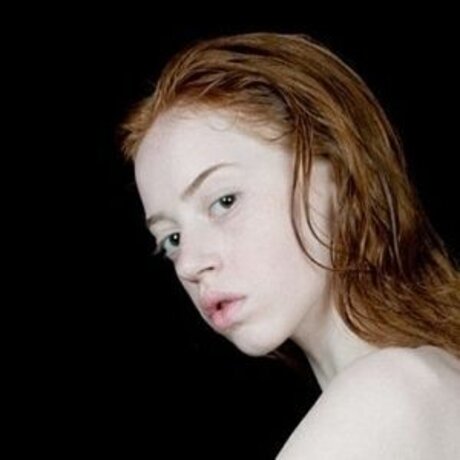 Lily Newmark nude star images