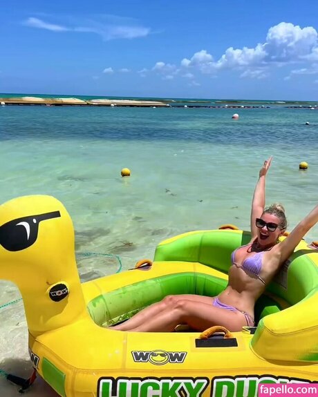 Ludwika Paleta nus étoiles galeries