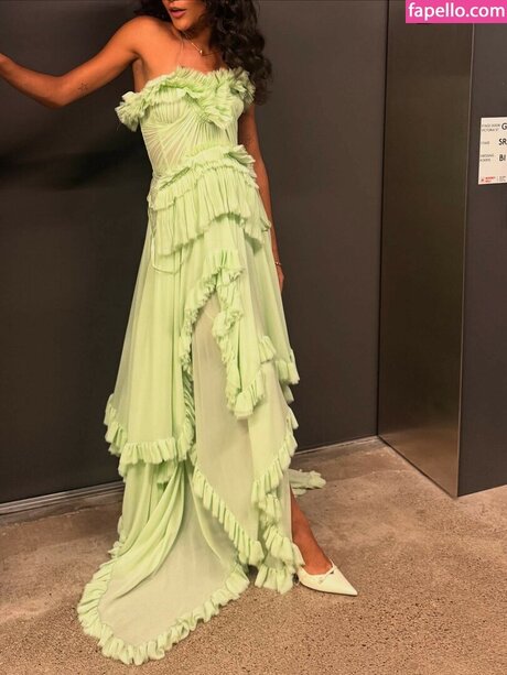 Olivia Dean modelo hd galerías