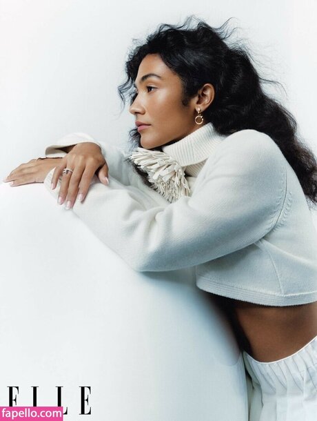 Olivia Dean libre de estrellas foto