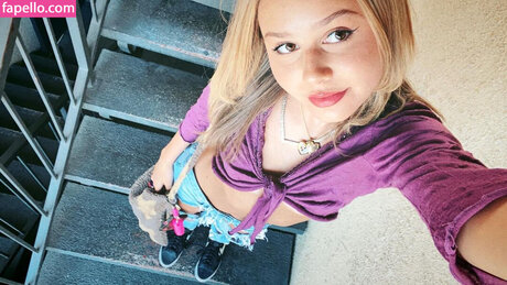 Ruby Rose Turner top star gallery