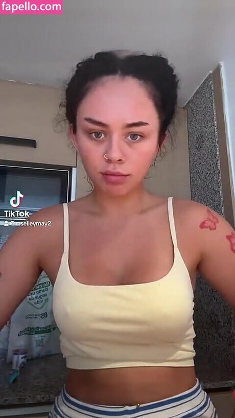 Elley Davies jolie actrice images