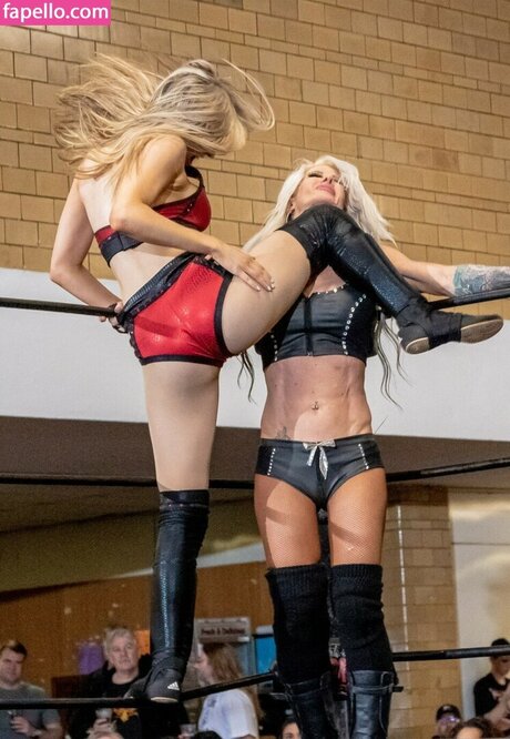 Zayda Steel actriz erótica galería