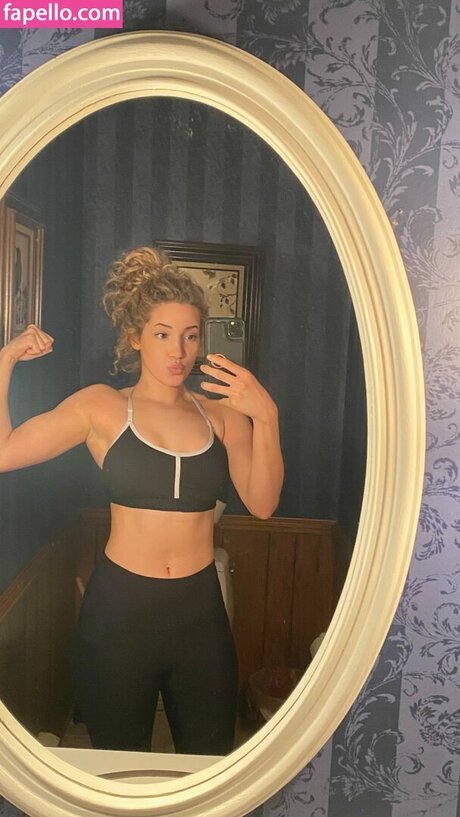 Zayda Steel buen modelo fotos