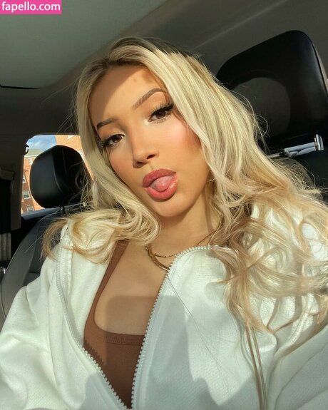 Zayda Steel star du porno chaud galerie