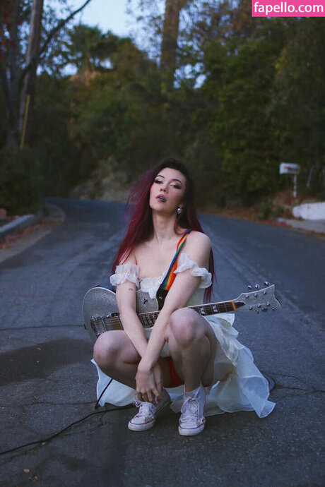 Jessie Paege modelo bonita foto