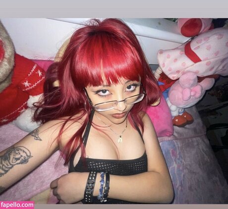 nomamesnico sex model archive