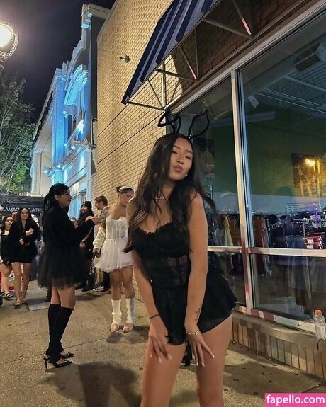 Daisy Chang hermosa estrella porno foto