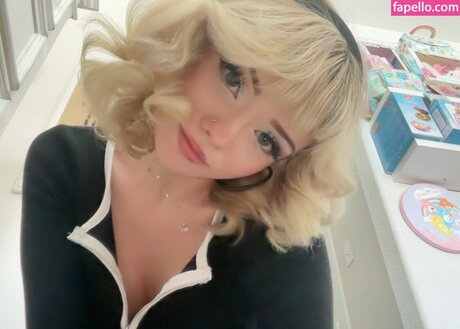 Emma s MySpace sexy actress archive