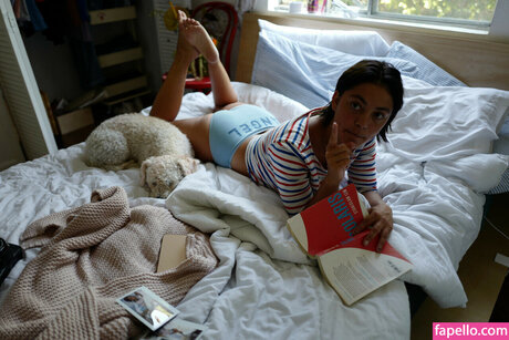 Blu Hunt estrella porno atractiva galerías