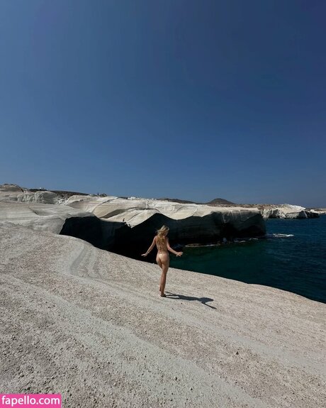Ocean s Asmr model nice photo