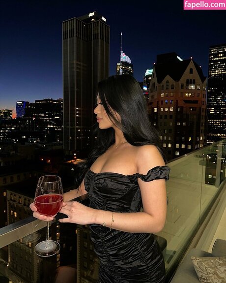 julienneby star du porno chaude photos