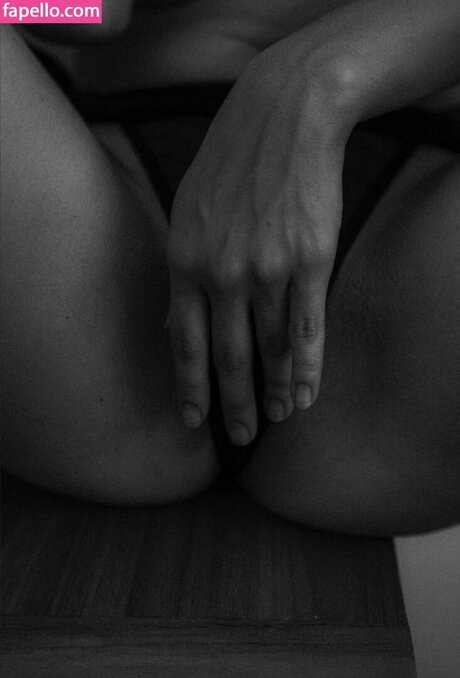 _cassaraa xxx star du porno photo