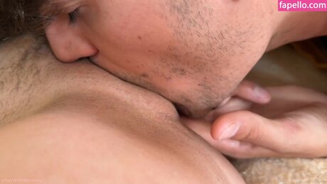 VibeWithMolly haut modèle photos